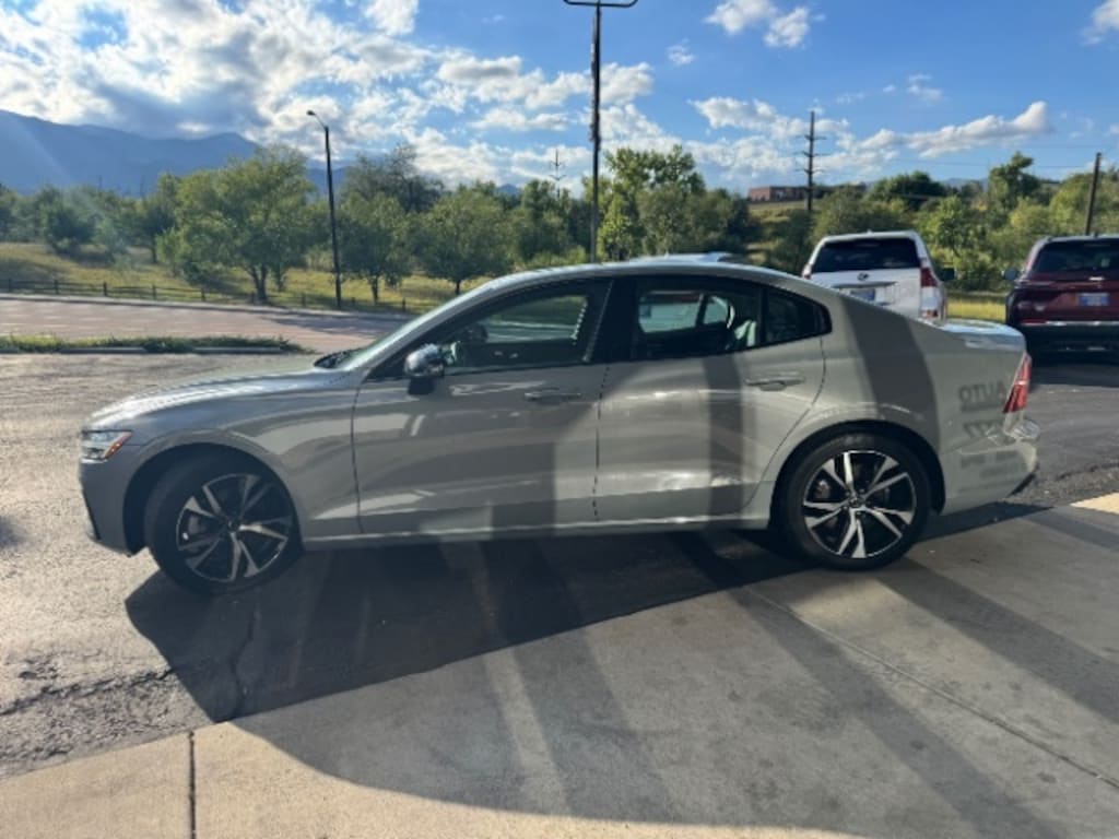Used 2025 Volvo S60 B5 Core Sedan
