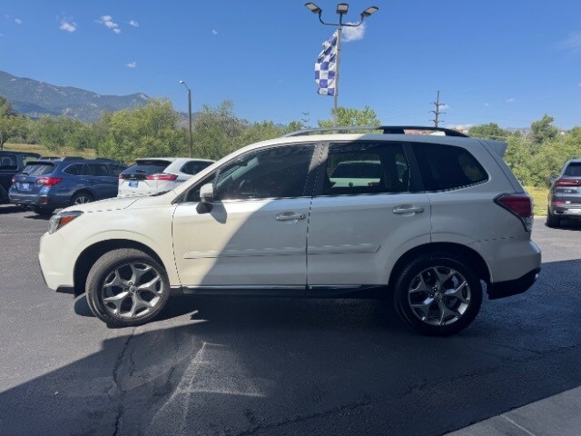 2018 Subaru Forester 2.5i Touring photo 3
