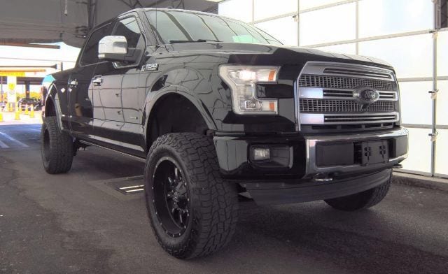 2017 Ford F-150 Platinum 4x4 SuperCrew 5-1/2 Box's photo