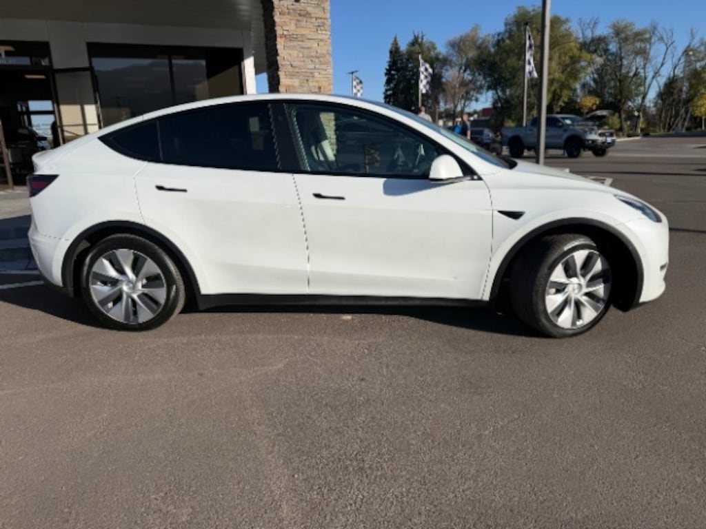 Used 2021 Tesla Model Y Standard Range SUV