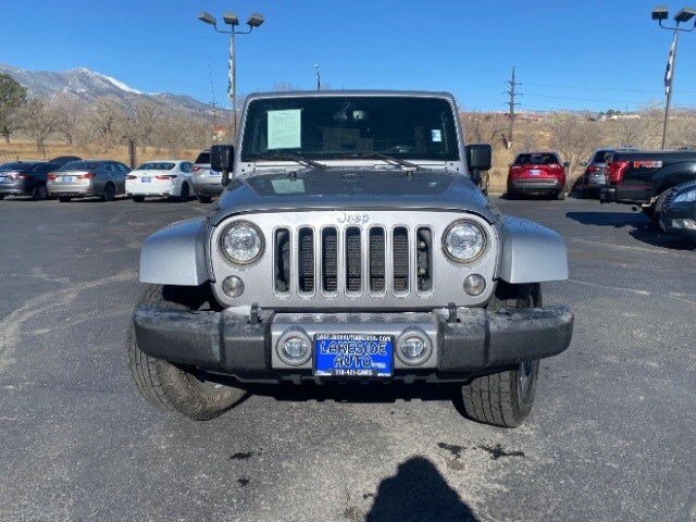 2018 Jeep Wrangler Unlimited Sahara photo 3