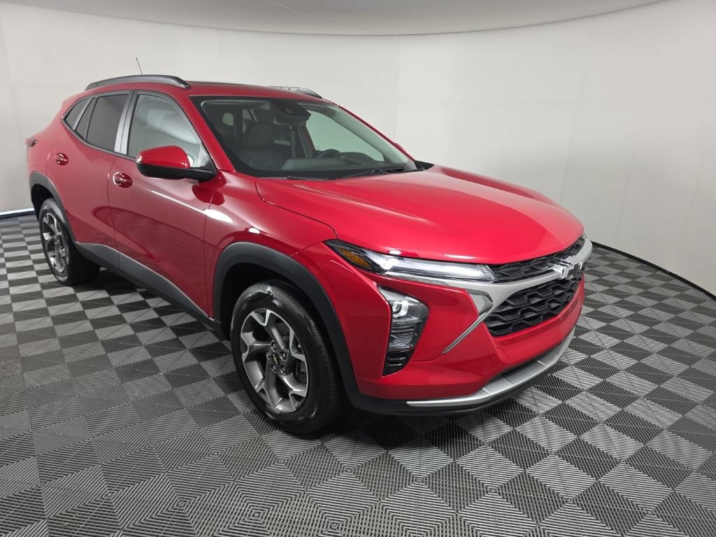 2026 Chevrolet Trax LT - Photo 7