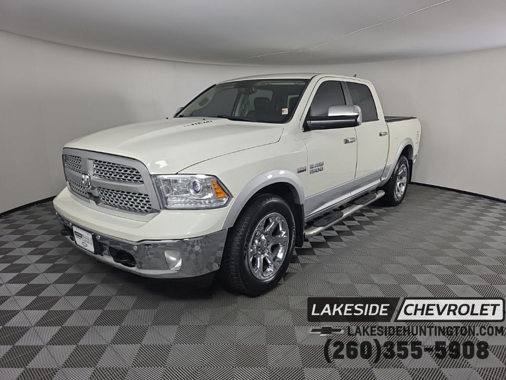 2017 RAM 1500 Laramie 4x4 Crew Cab 5'7's photo