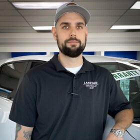 Staff member Jacob Gardner from e3296078f0ca