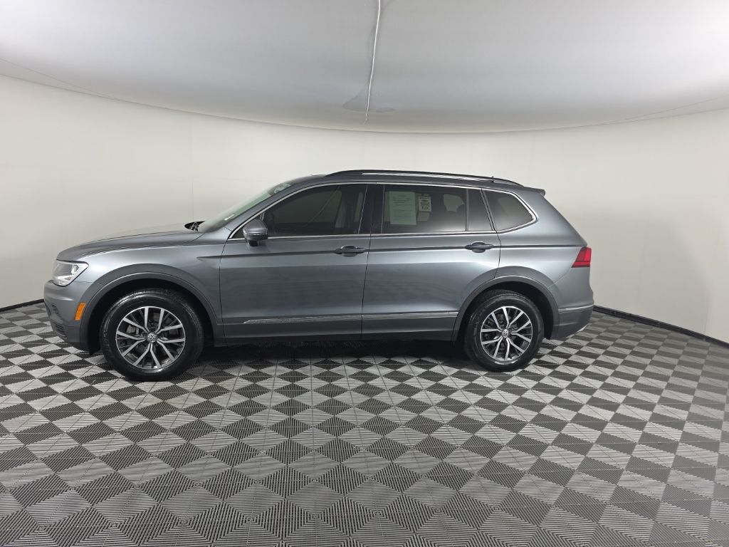 Used 2018 Volkswagen Tiguan SE with VIN 3VV2B7AXXJM220785 for sale in Huntington, IN