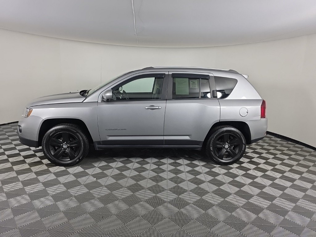 Used 2017 Jeep Compass Latitude SUV