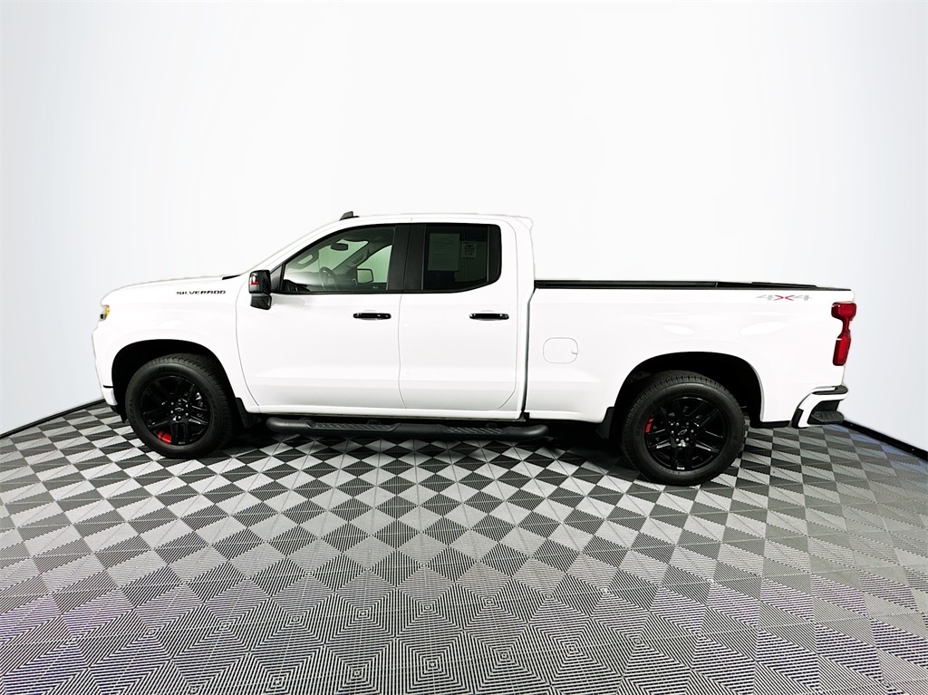 Used 2022 Chevrolet Silverado 1500 Limited RST with VIN 1GCRYEED7NZ124049 for sale in Huntington, IN