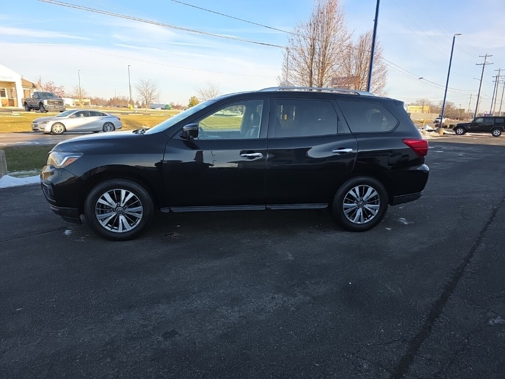 Used 2019 Nissan Pathfinder SL SUV