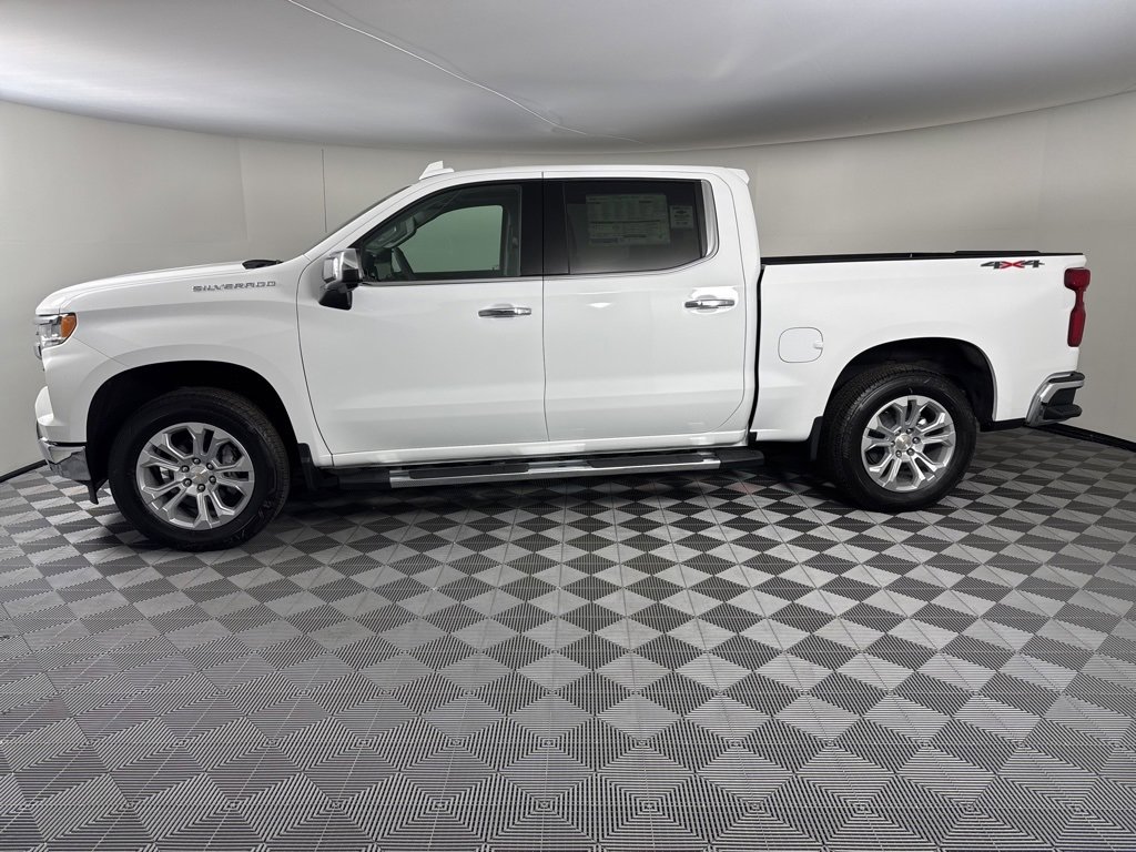 2025 Chevrolet Silverado 1500 LTZ photo 2