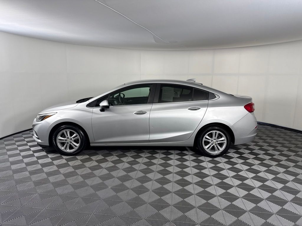 Used 2017 Chevrolet Cruze LT Sedan