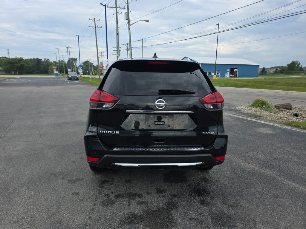 Used 2020 Nissan Rogue SV SUV