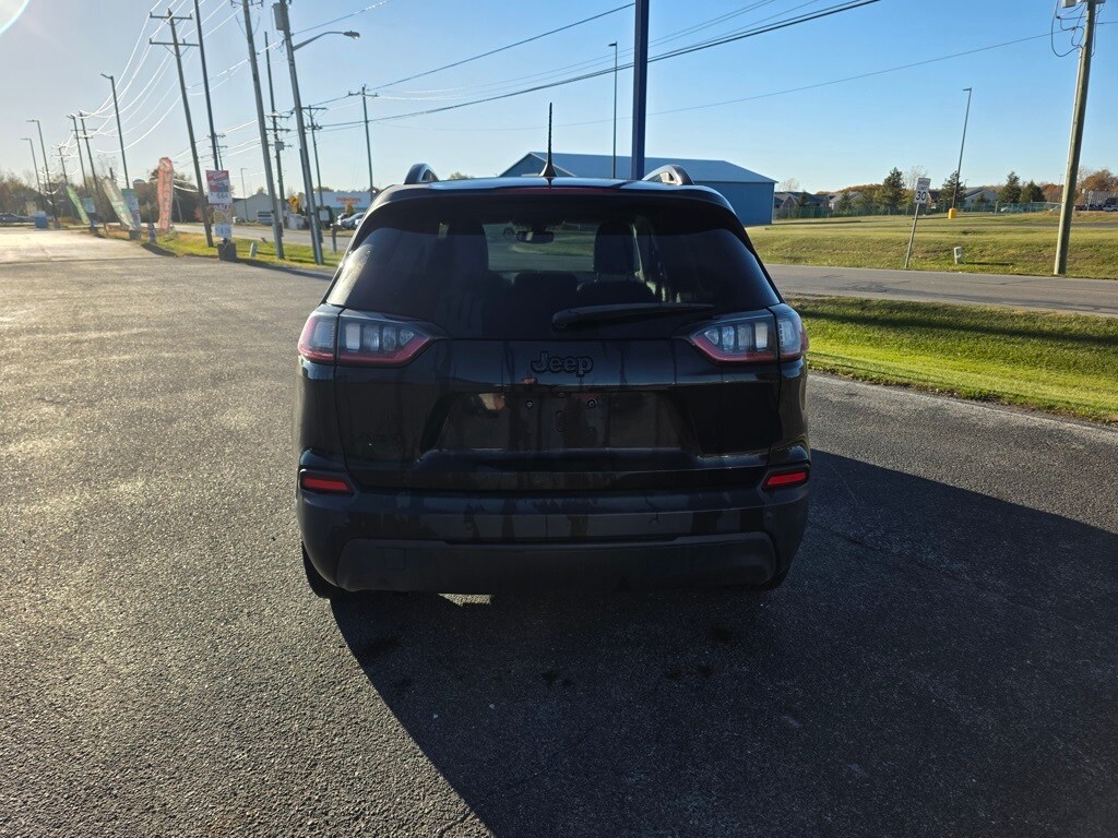 2020 Jeep Cherokee Altitude photo 3