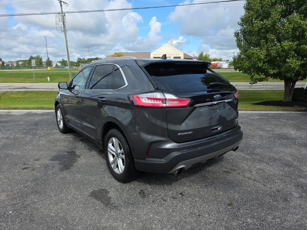 2020 Ford Edge SEL photo 3