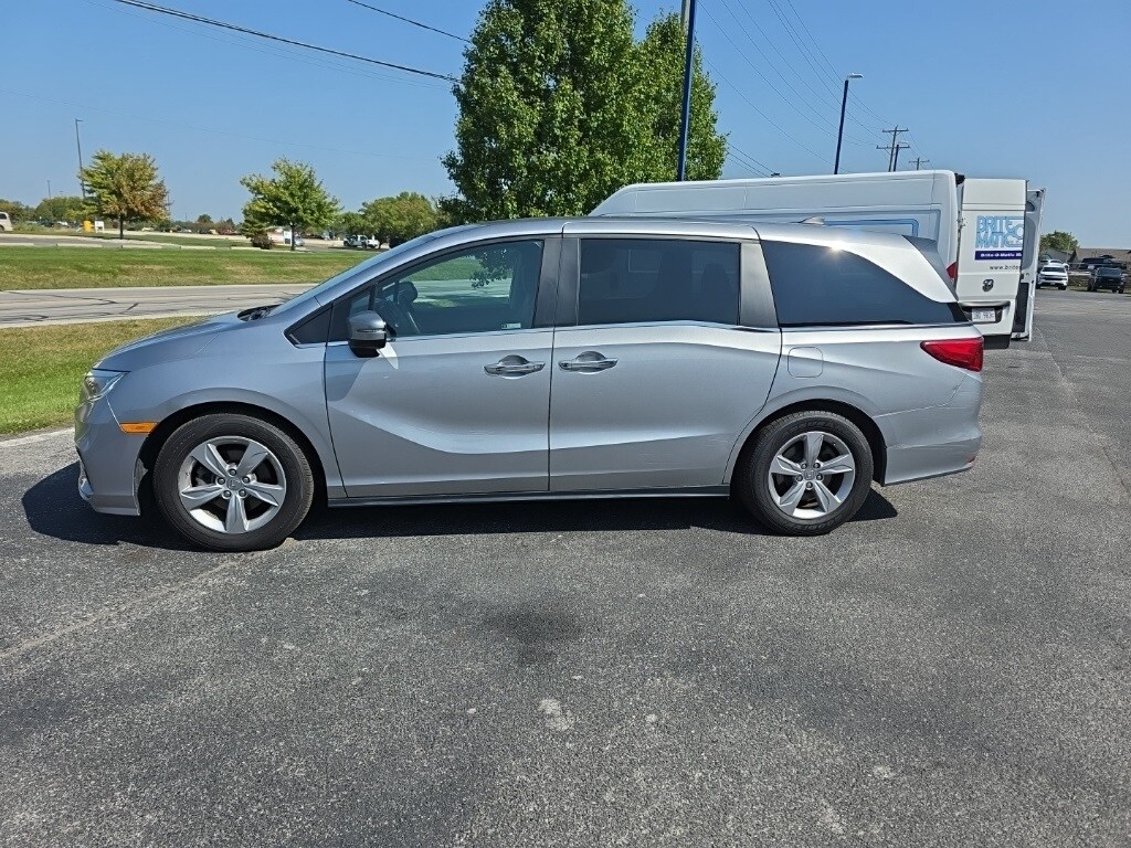 2020 Honda Odyssey EX photo 2