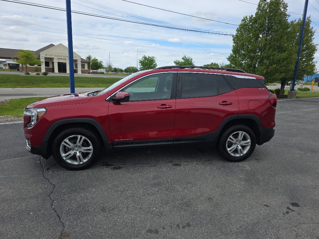 Used 2022 GMC Terrain SLE with VIN 3GKALTEV7NL138621 for sale in Huntington, IN