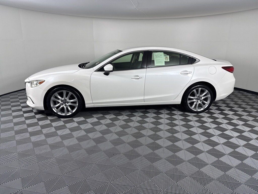 2017 Mazda Mazda6 Touring photo 2