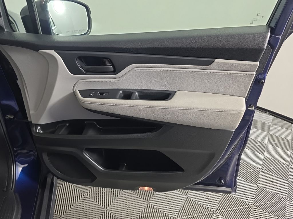 2023 Honda Odyssey EX-L - Photo 39