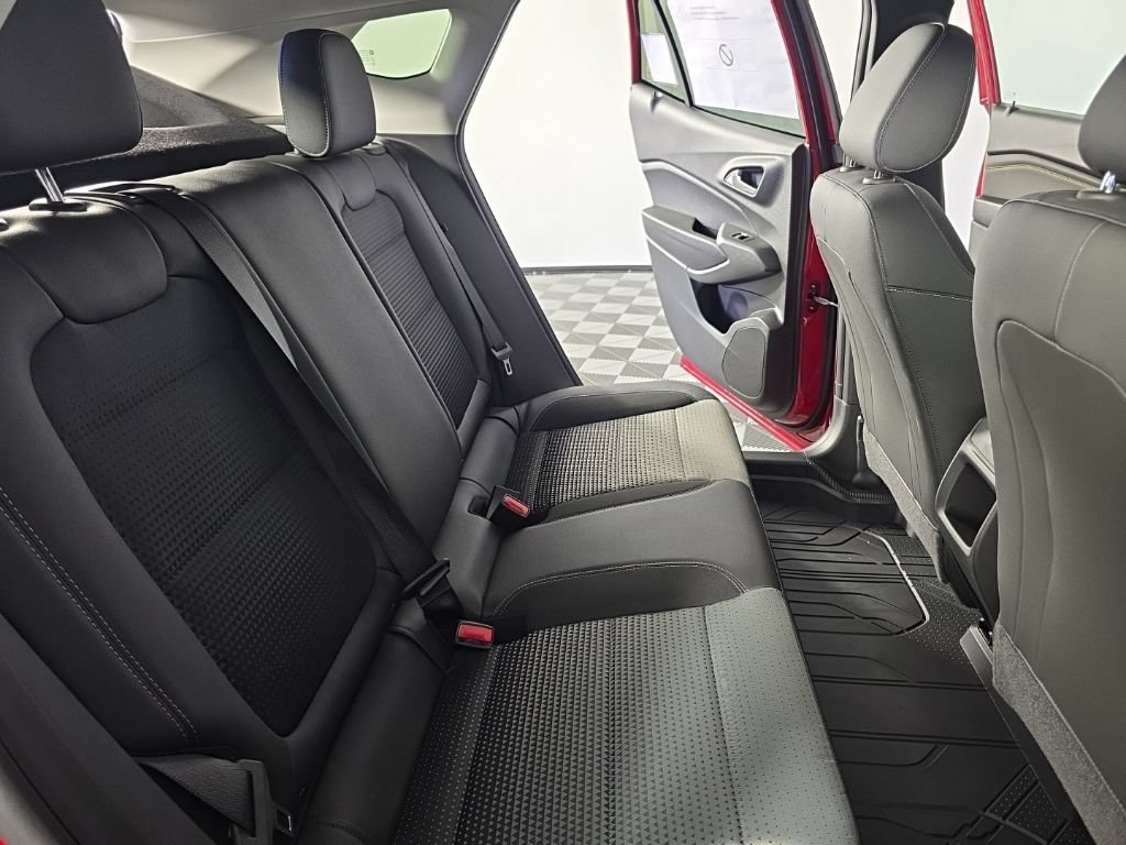 2026 Chevrolet Trax LT - Photo 32