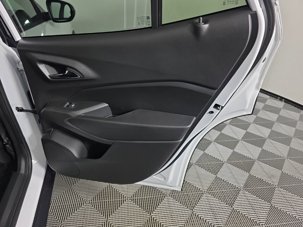 2026 Chevrolet Trax RS - Photo 31