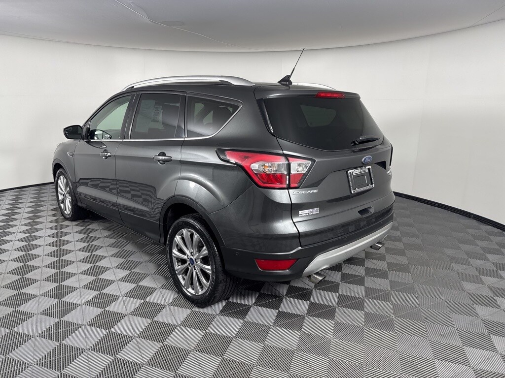 2018 Ford Escape Titanium photo 3