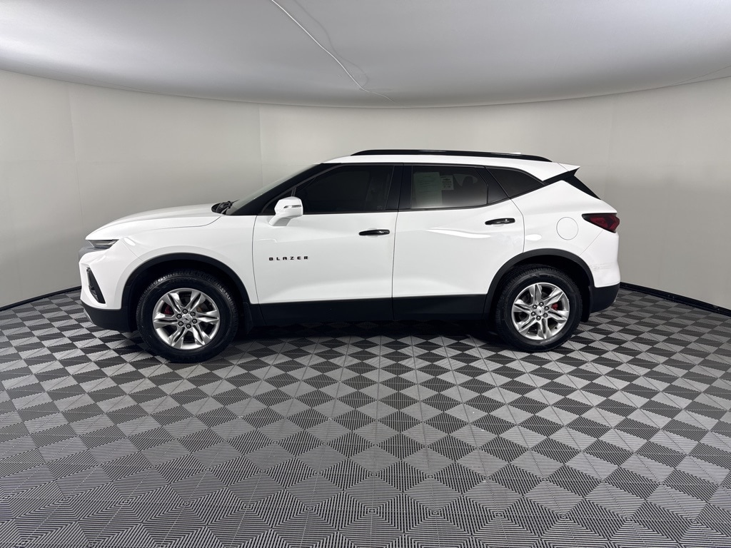 Used 2019 Chevrolet Blazer 1LT with VIN 3GNKBBRAXKS607231 for sale in Huntington, IN