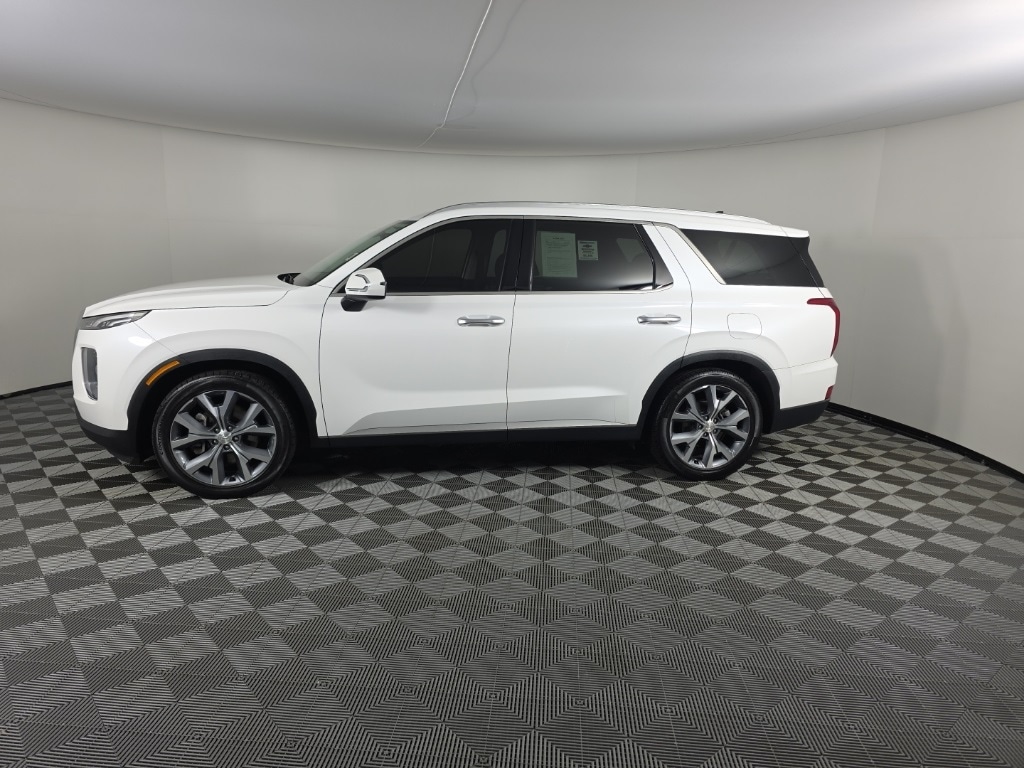 Used 2020 Hyundai Palisade SEL with VIN KM8R4DHE2LU148890 for sale in Huntington, IN