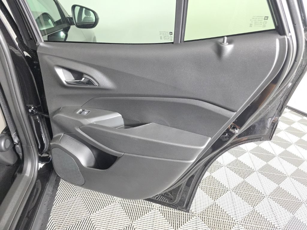 2026 Chevrolet Trax Activ - Photo 30