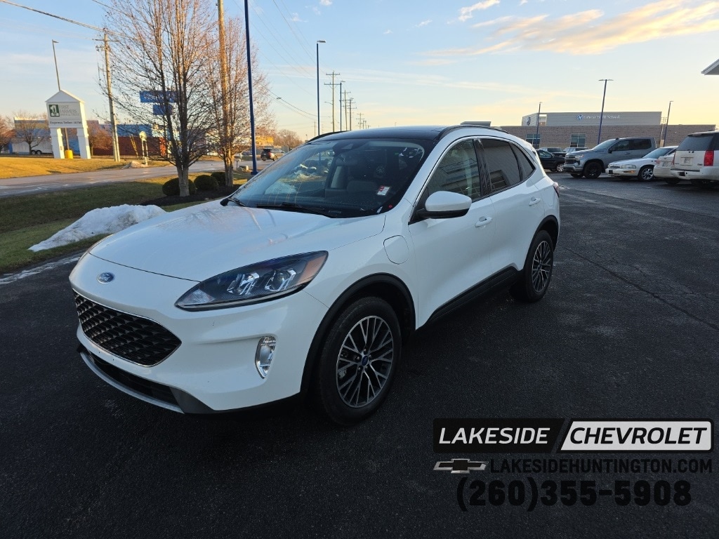 2022 Ford Escape SEL's photo