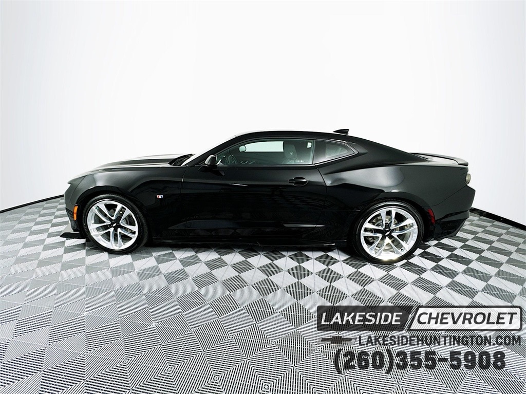 Used 2021 Chevrolet Camaro 1LT with VIN 1G1FA1RS0M0103483 for sale in Huntington, IN