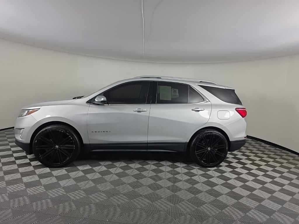 Used 2021 Chevrolet Equinox Premier with VIN 3GNAXNEV5MS162987 for sale in Huntington, IN