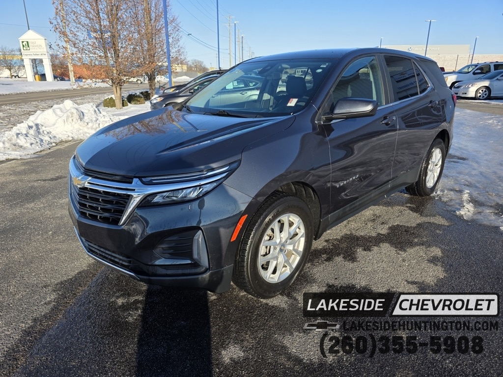 2022 Chevrolet Equinox LT's photo