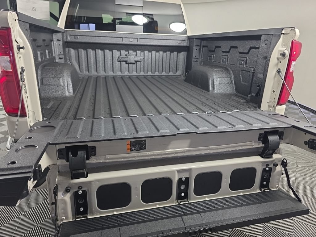 2026 Chevrolet Silverado 1500 RST - Photo 38