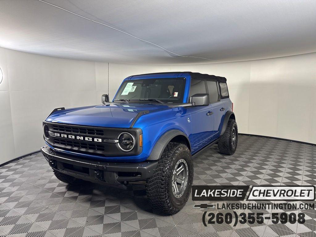 2021 Ford Bronco Black Diamond 4x4's photo