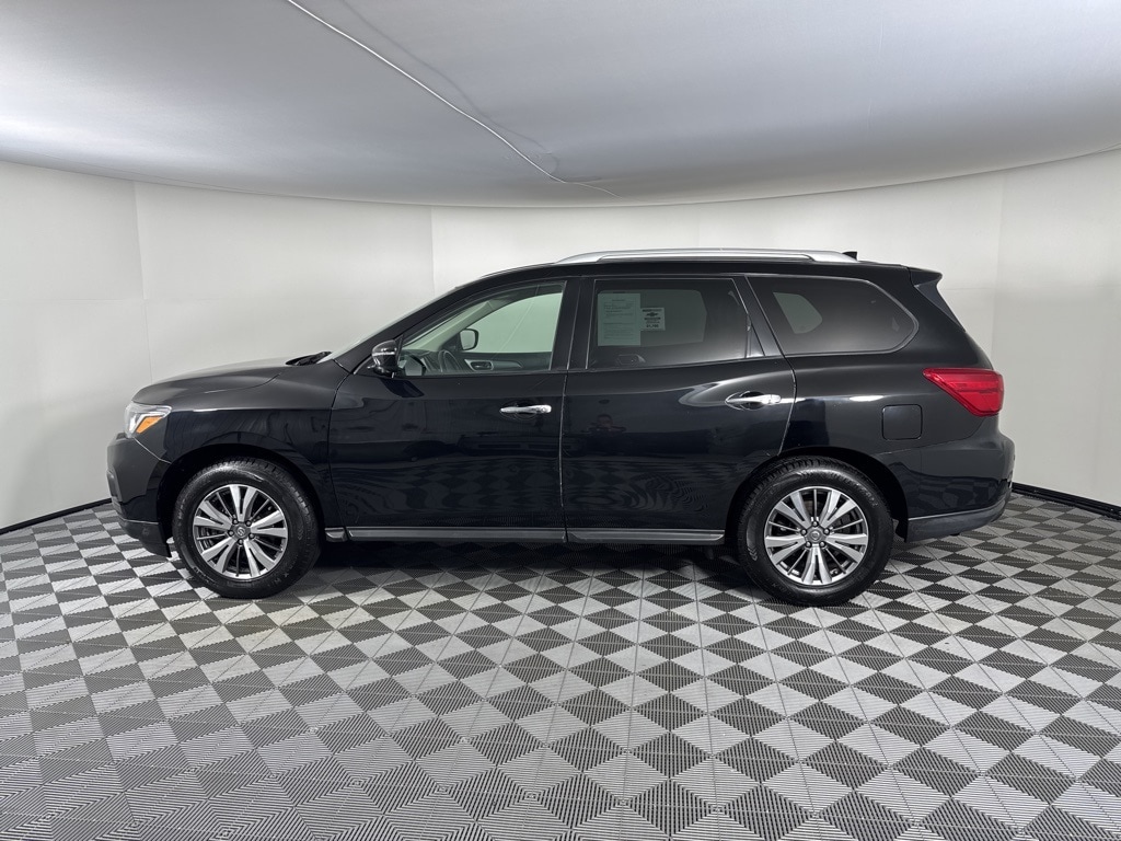 Used 2019 Nissan Pathfinder SL SUV