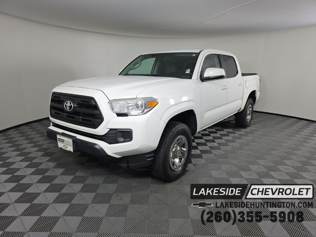 2016 Toyota Tacoma SR
