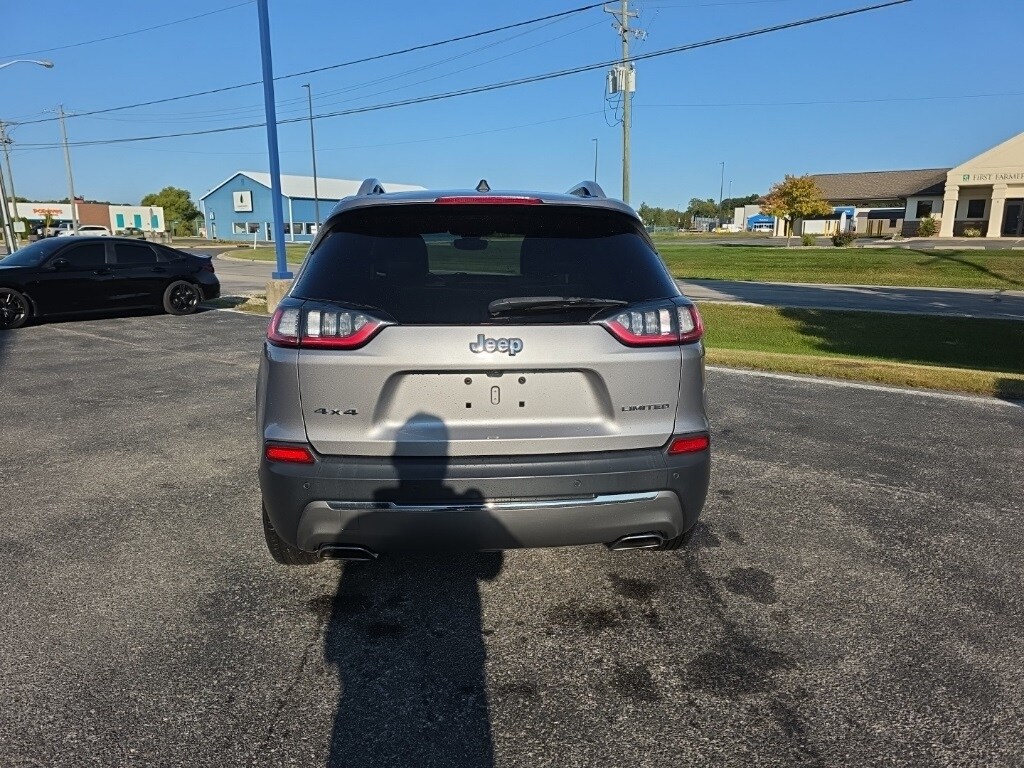 2019 Jeep Cherokee Limited photo 2