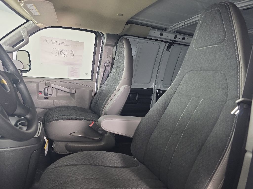 2026 Chevrolet Express Cargo Work Van - Photo 13