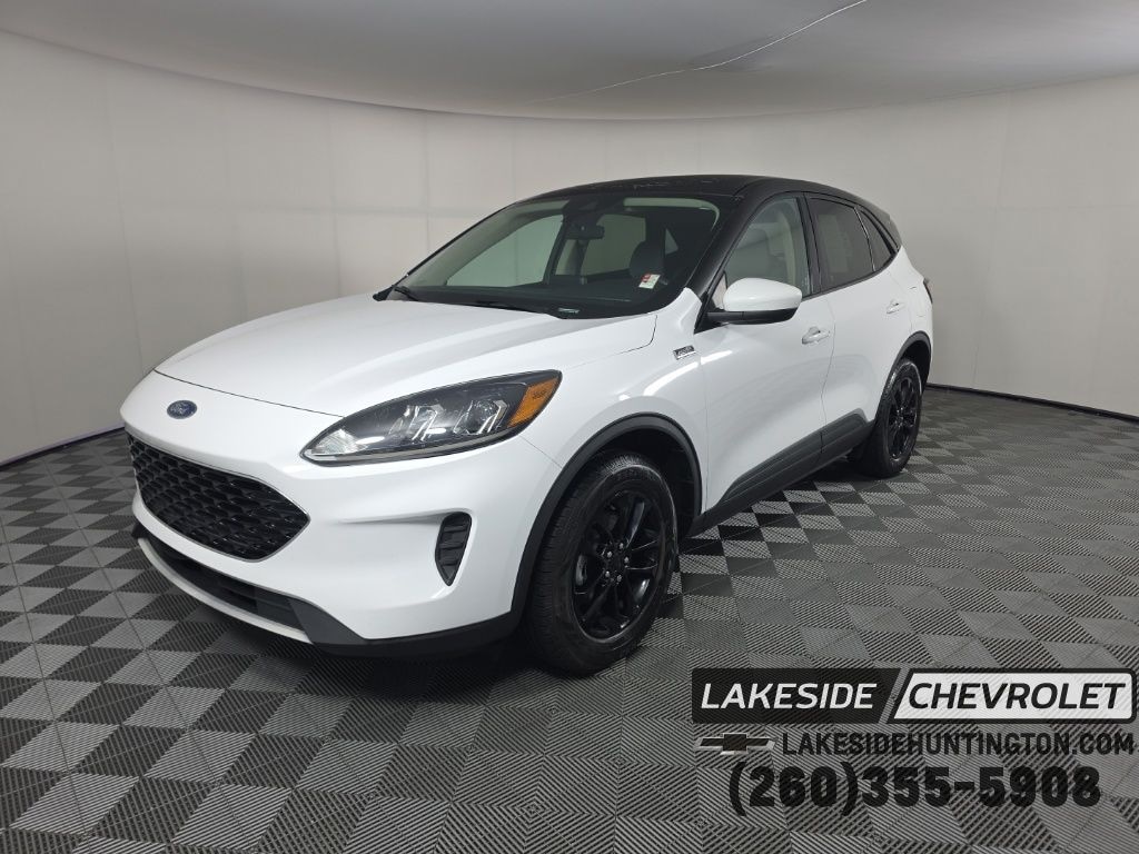 Used 2020 Ford Escape SE SUV