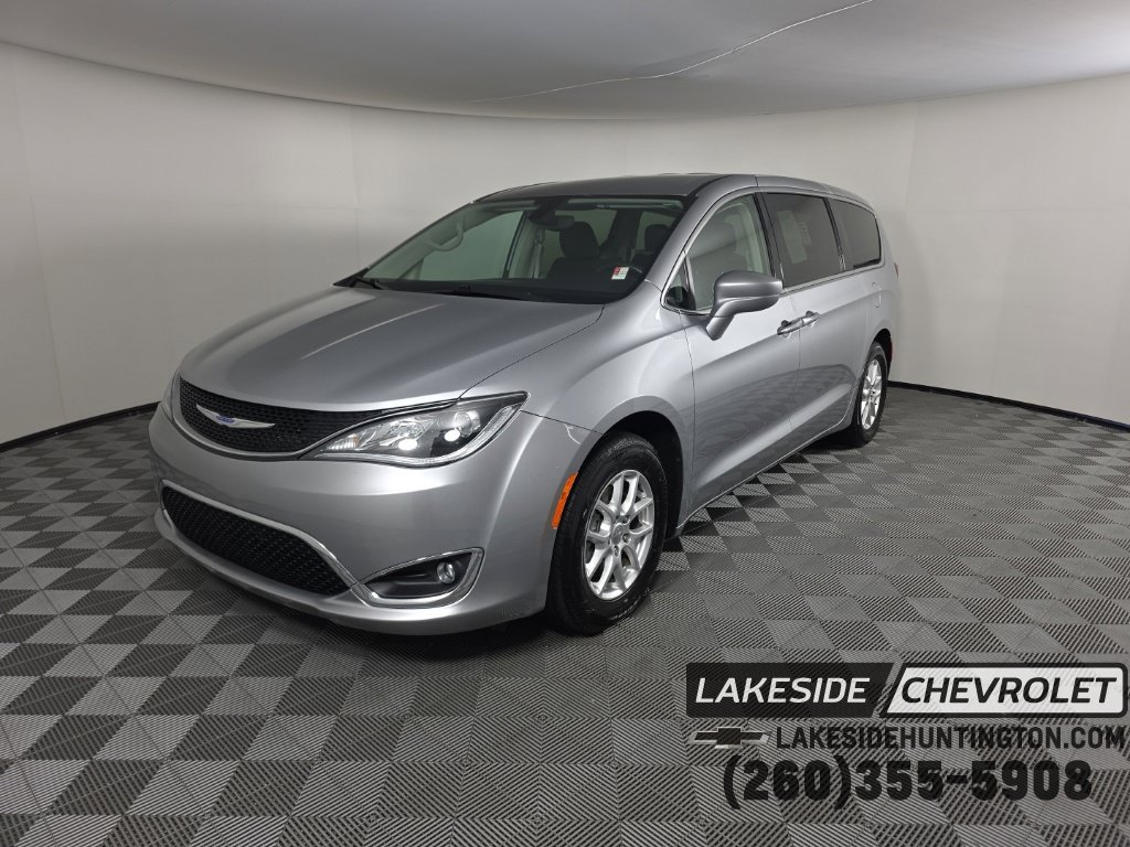 Used 2020 Chrysler Pacifica Touring Minivan/Van