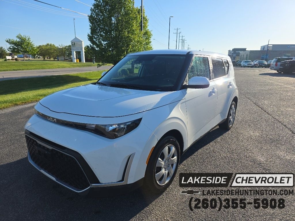 Used 2025 Kia Soul LX Hatchback