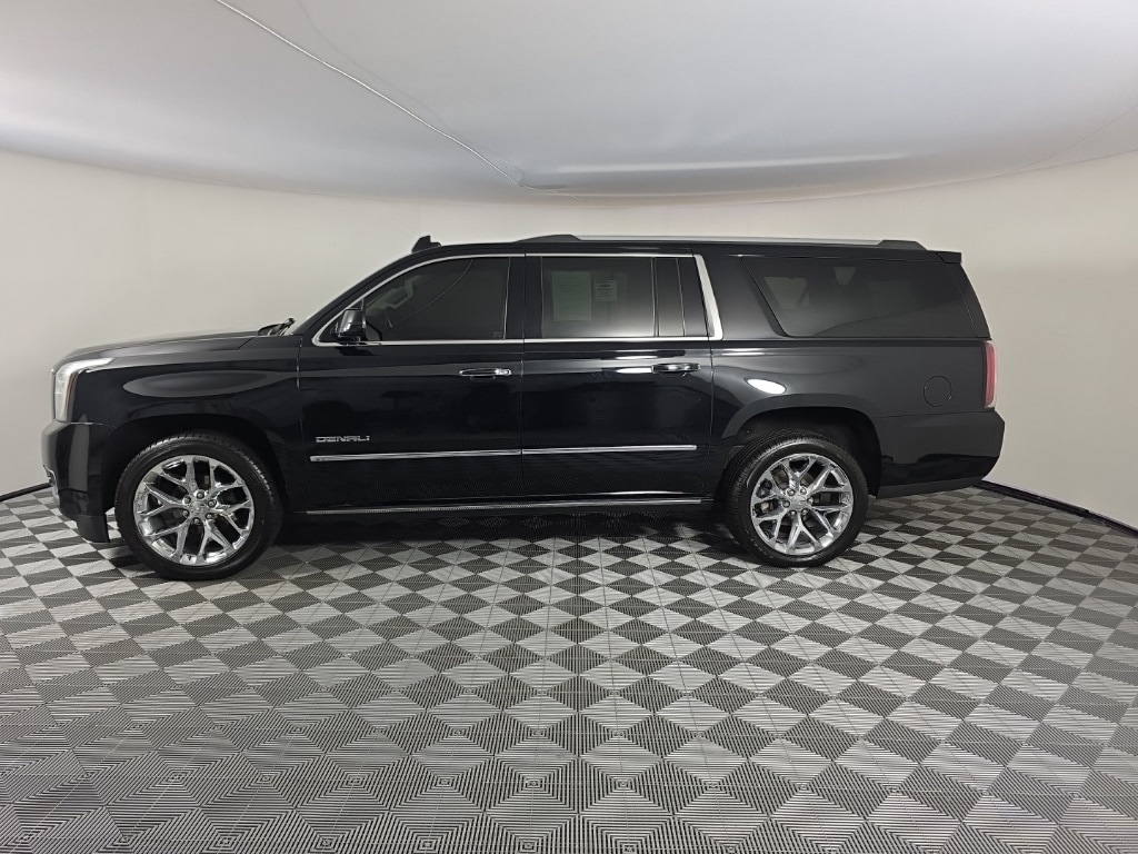 Used 2020 GMC Yukon XL Denali SUV
