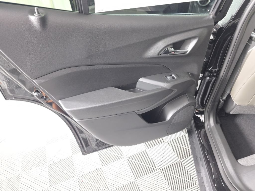 2026 Chevrolet Trax Activ - Photo 25