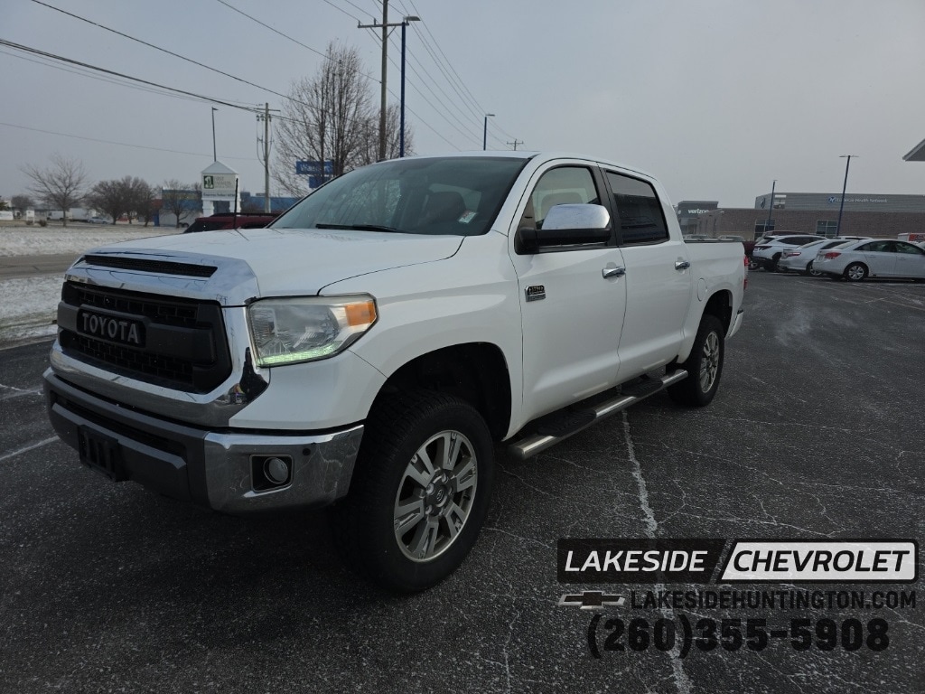 2017 Toyota Tundra Platinum's photo
