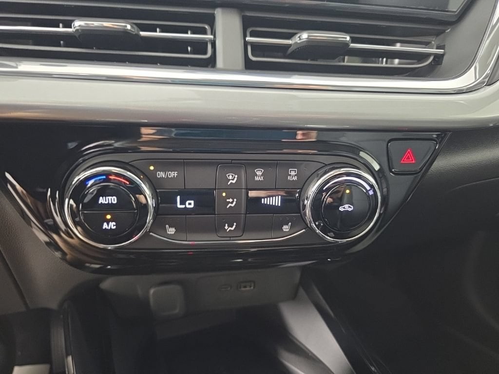 2026 Chevrolet Trax LT - Photo 18