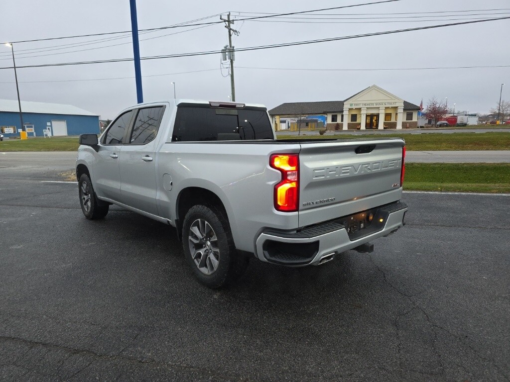 2020 Chevrolet Silverado 1500 RST photo 3
