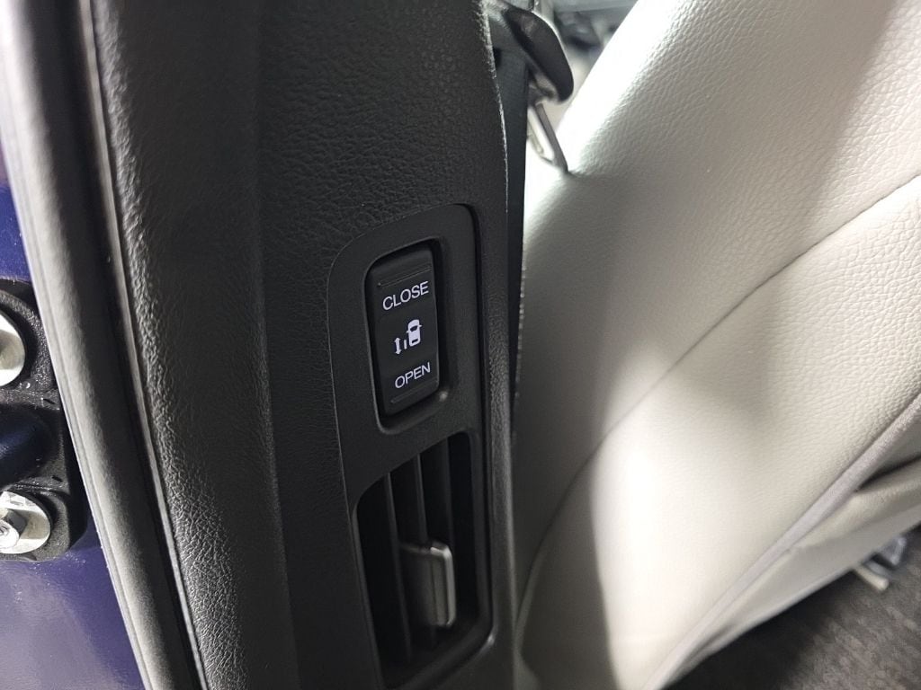 2023 Honda Odyssey EX-L - Photo 30