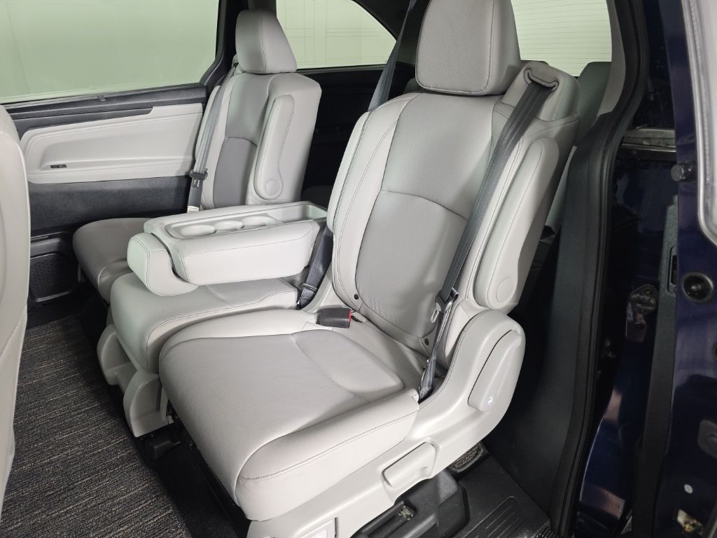 2023 Honda Odyssey EX-L - Photo 29