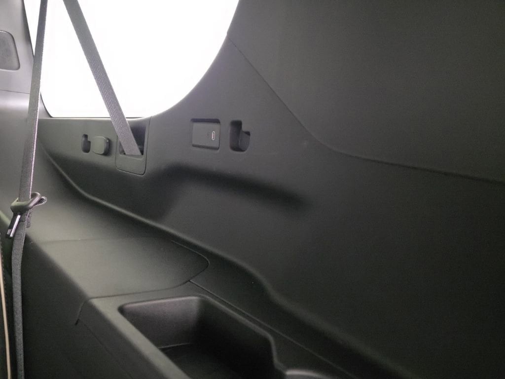 2025 Chevrolet Suburban Premier - Photo 34