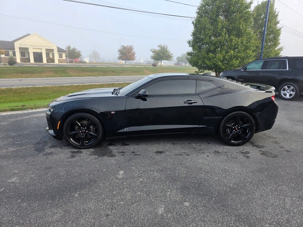 2017 Chevrolet Camaro 1SS photo 2