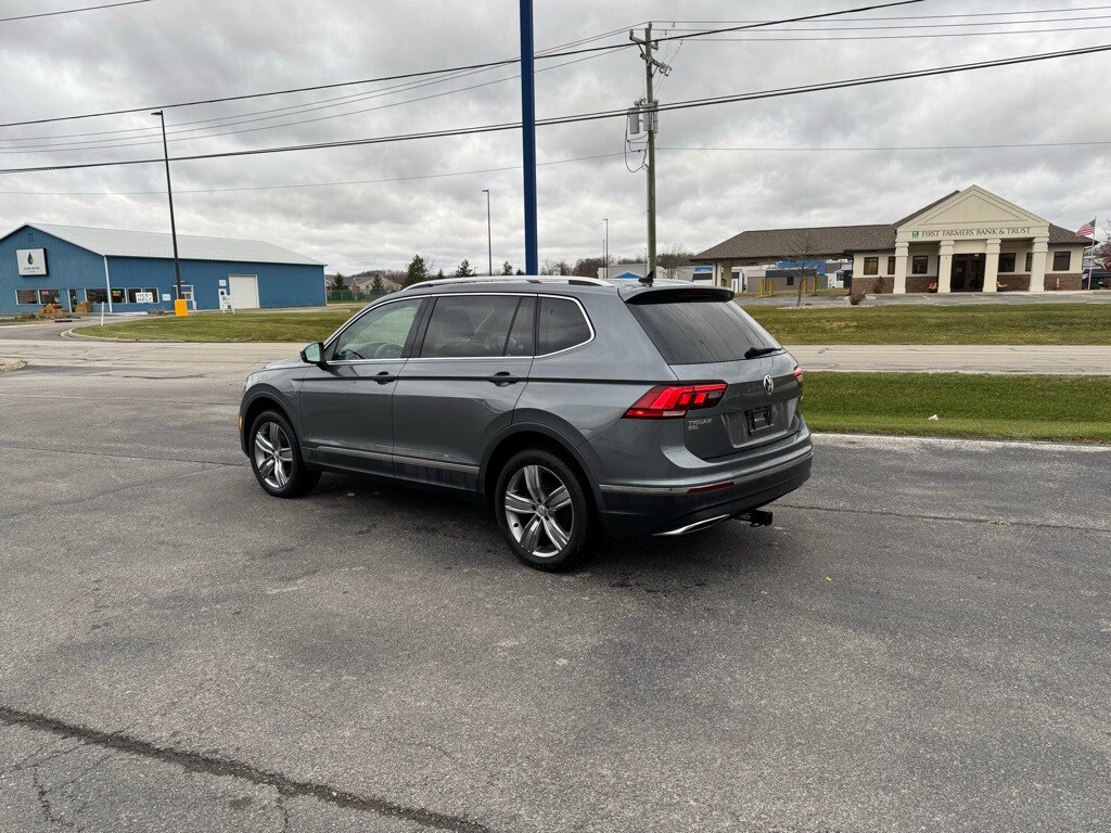 2020 Volkswagen Tiguan SEL photo 2